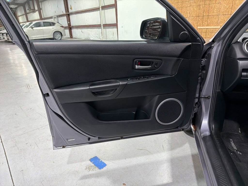 Used 2006 MAZDA MAZDA3 s image 22