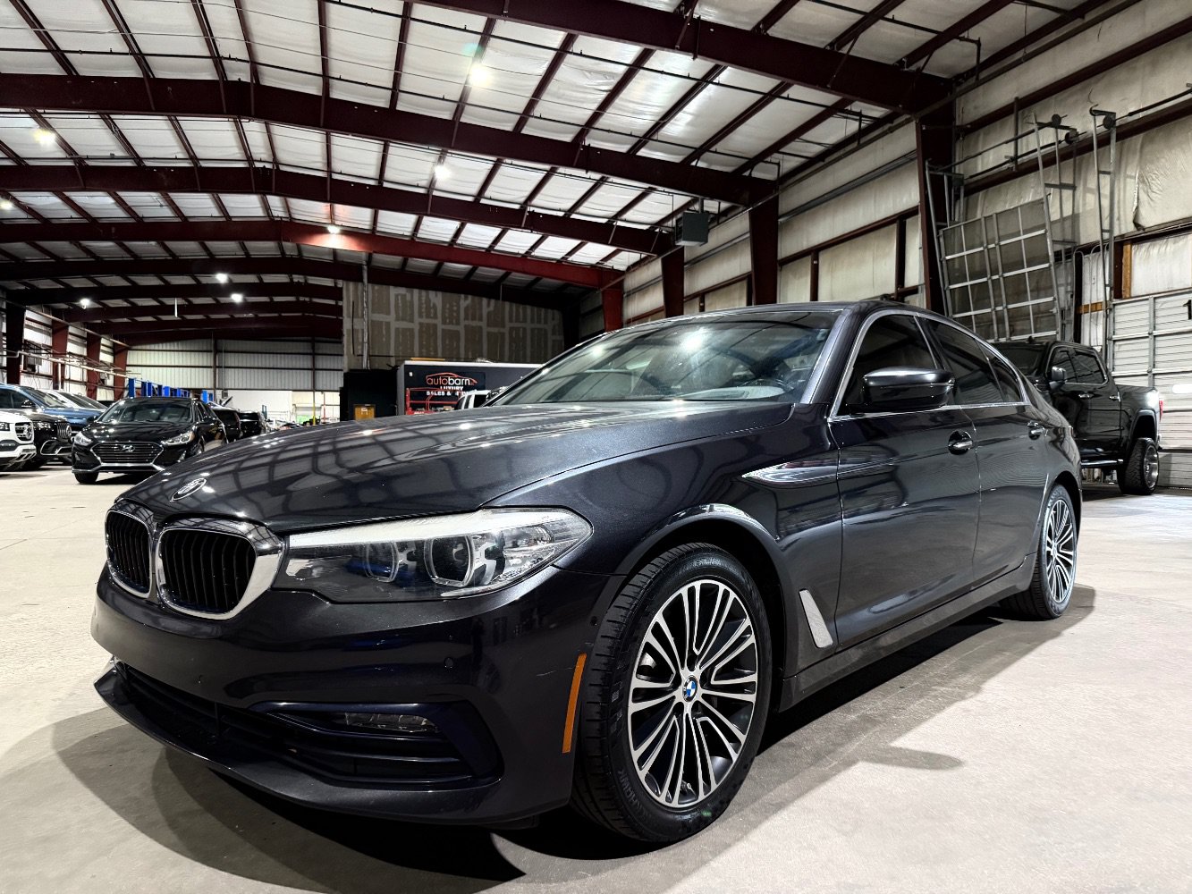 Used 2017 BMW 530i RWD image 9
