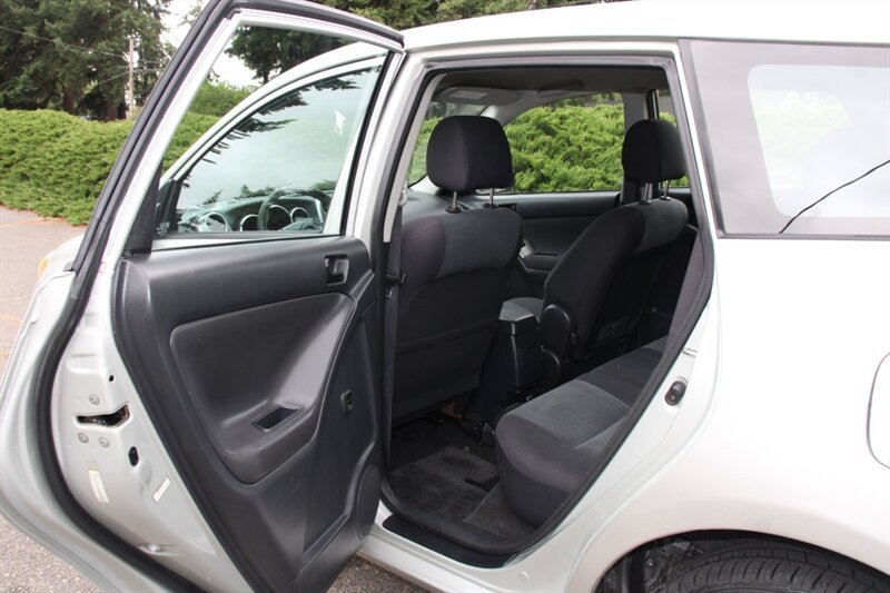 Used 2003 Toyota Matrix FWD image 13