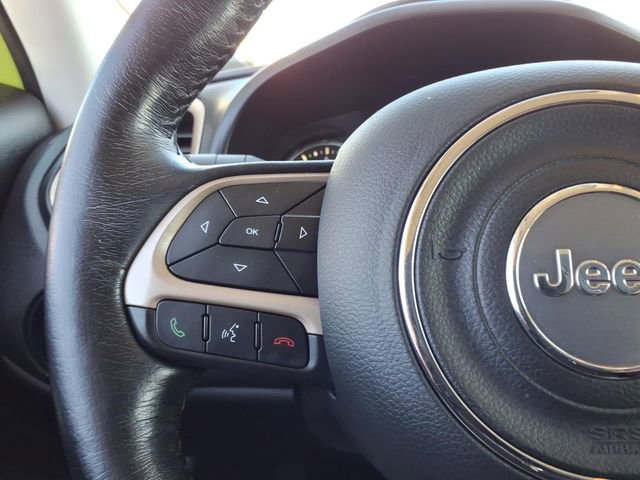 Used 2017 Jeep Renegade Latitude w/ Popular Equipment Group image 24