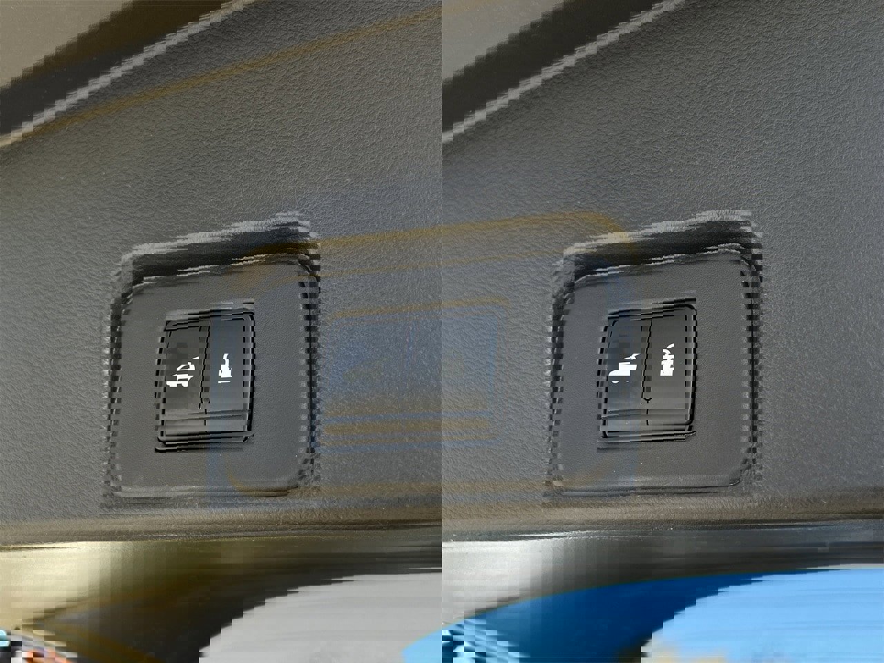 Certified 2023 Nissan Rogue SL w/ SL Premium Package image 27