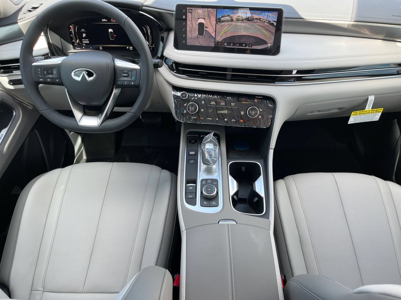 New 2027 INFINITI QX60 Luxe FWD image 12