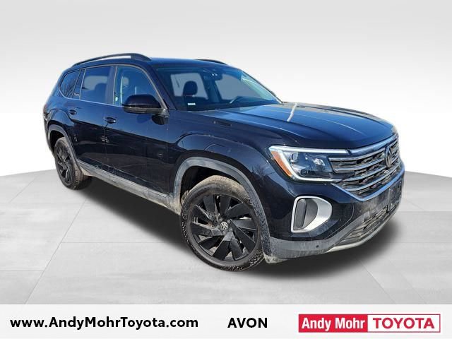 Used 2025 Volkswagen Atlas SE