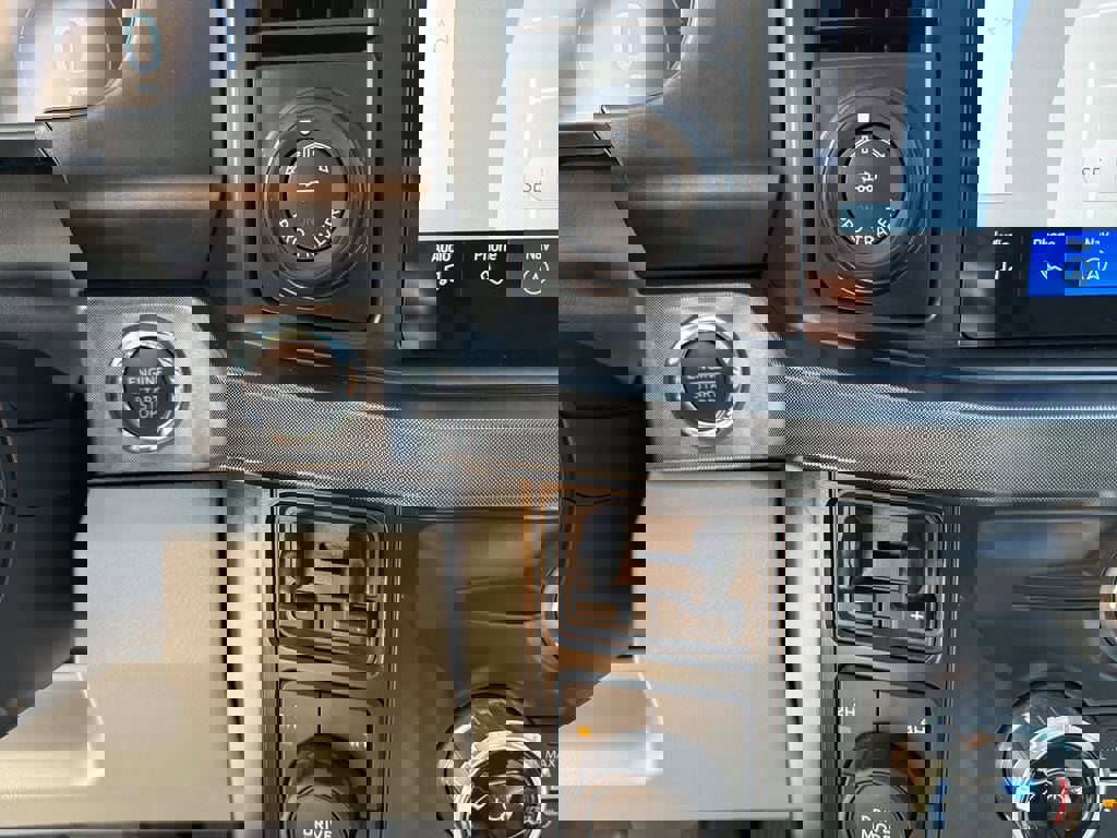 Used 2024 Ford F250 Limited w/ FX4 Off-Road Package image 25