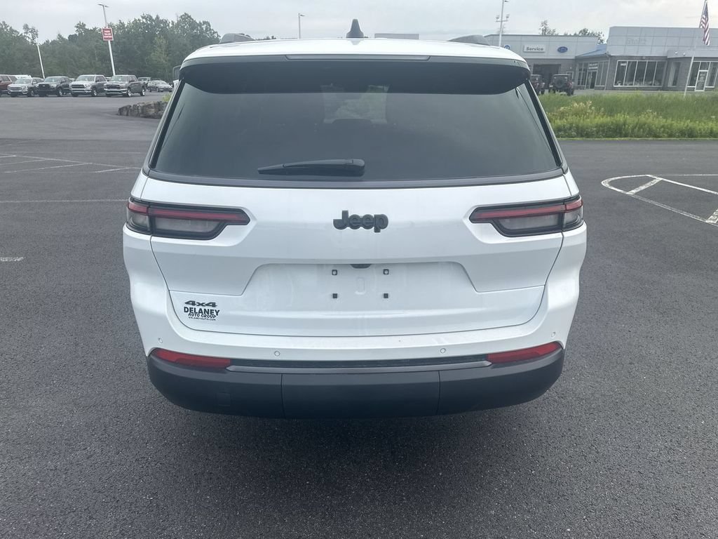 New 2026 Jeep Grand Cherokee L 4WD image 7