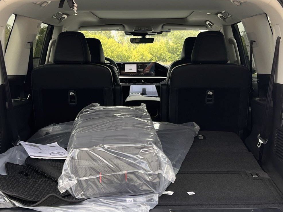 New 2027 INFINITI QX80 Luxe w/ Cargo Package RWD image 26