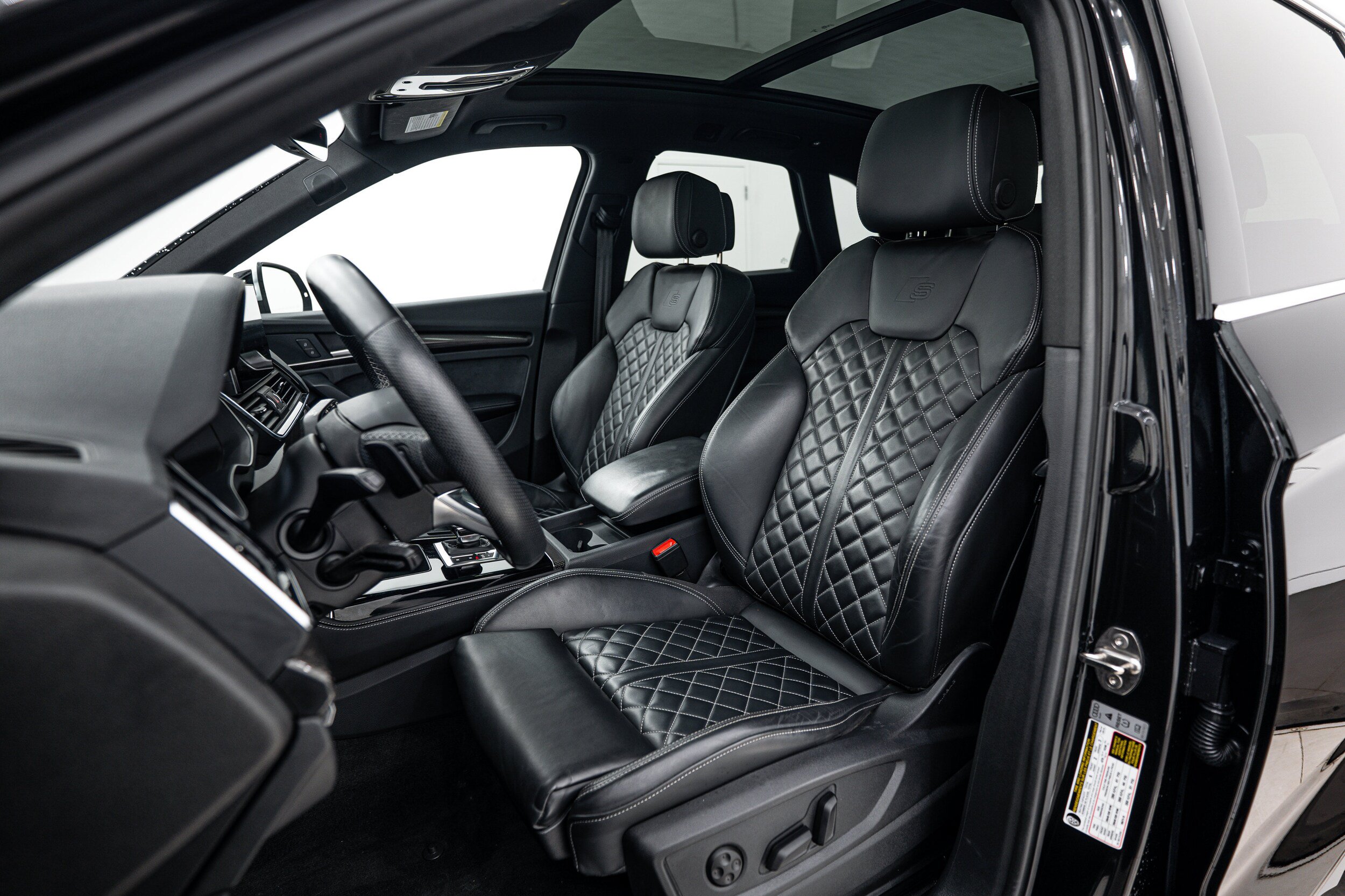 Used 2023 Audi SQ5 Premium Plus w/ Premium Plus Package AWD/4WD image 17
