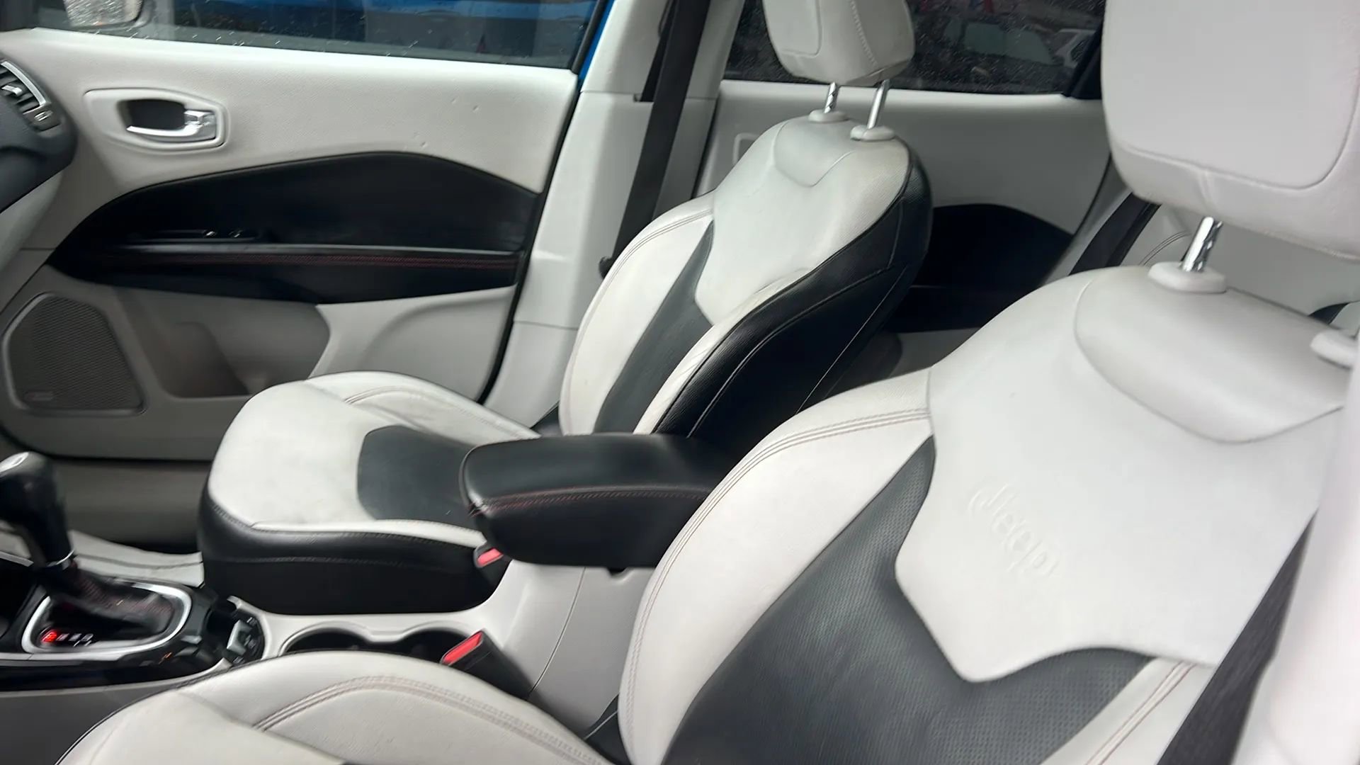 Used 2018 Jeep Compass Limited w/ Navigation Group image 24