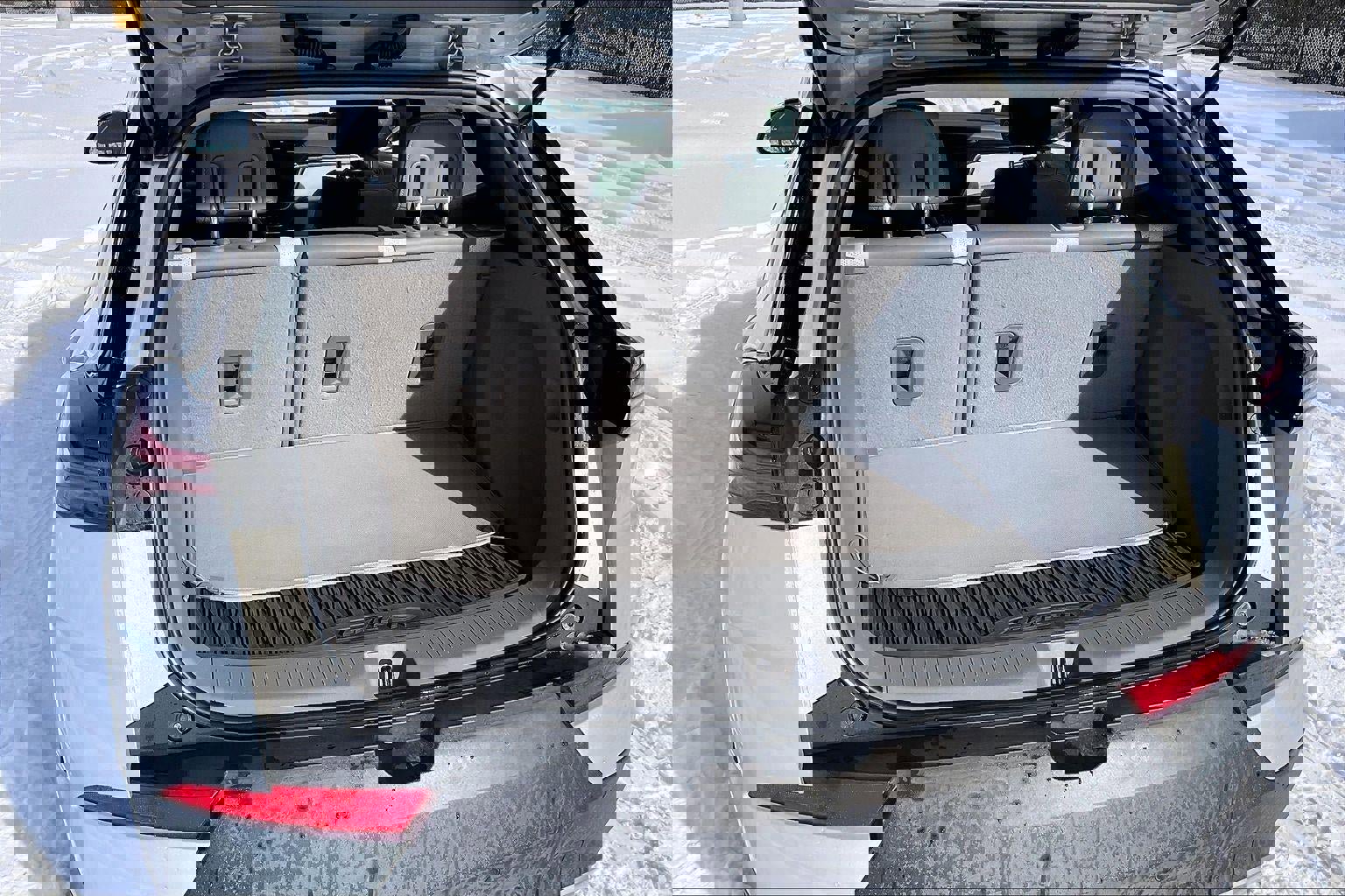 Used 2023 Chevrolet Bolt EUV Premier w/ Sun & Sound Package image 5