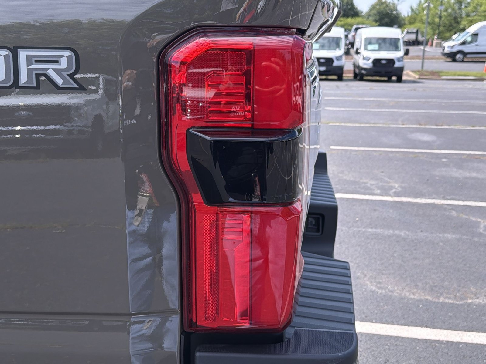 New 2026 Ford F350 Platinum w/ Platinum Plus Package AWD/4WD image 18