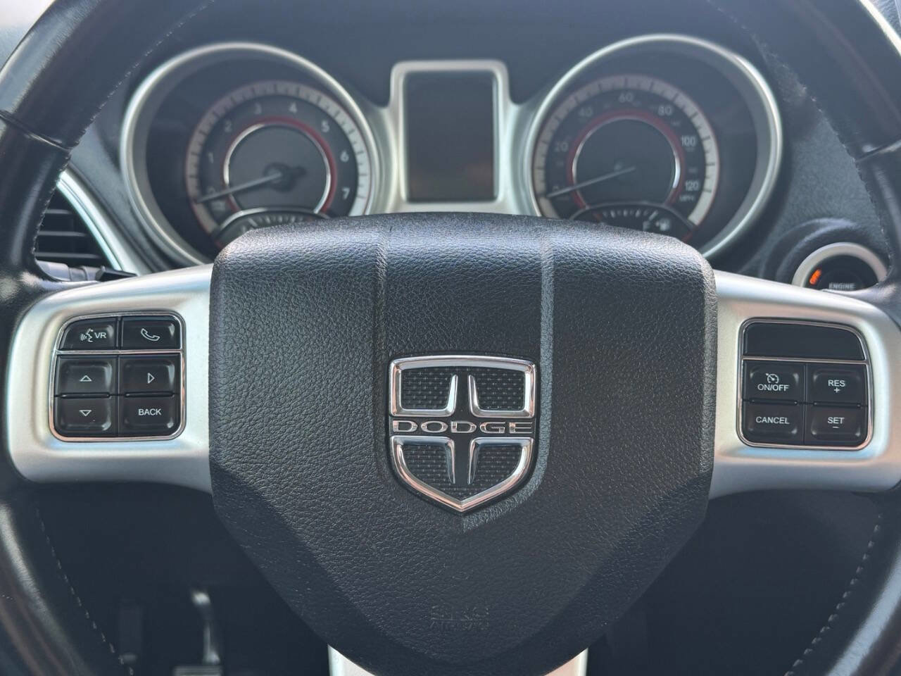 Used 2020 Dodge Journey SE w/ SE Popular Equipment Group FWD image 23