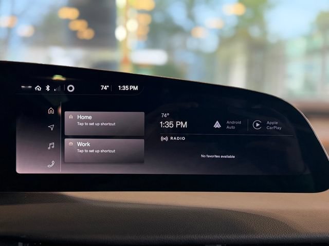 Used 2025 Lucid Air Touring AWD/4WD image 28