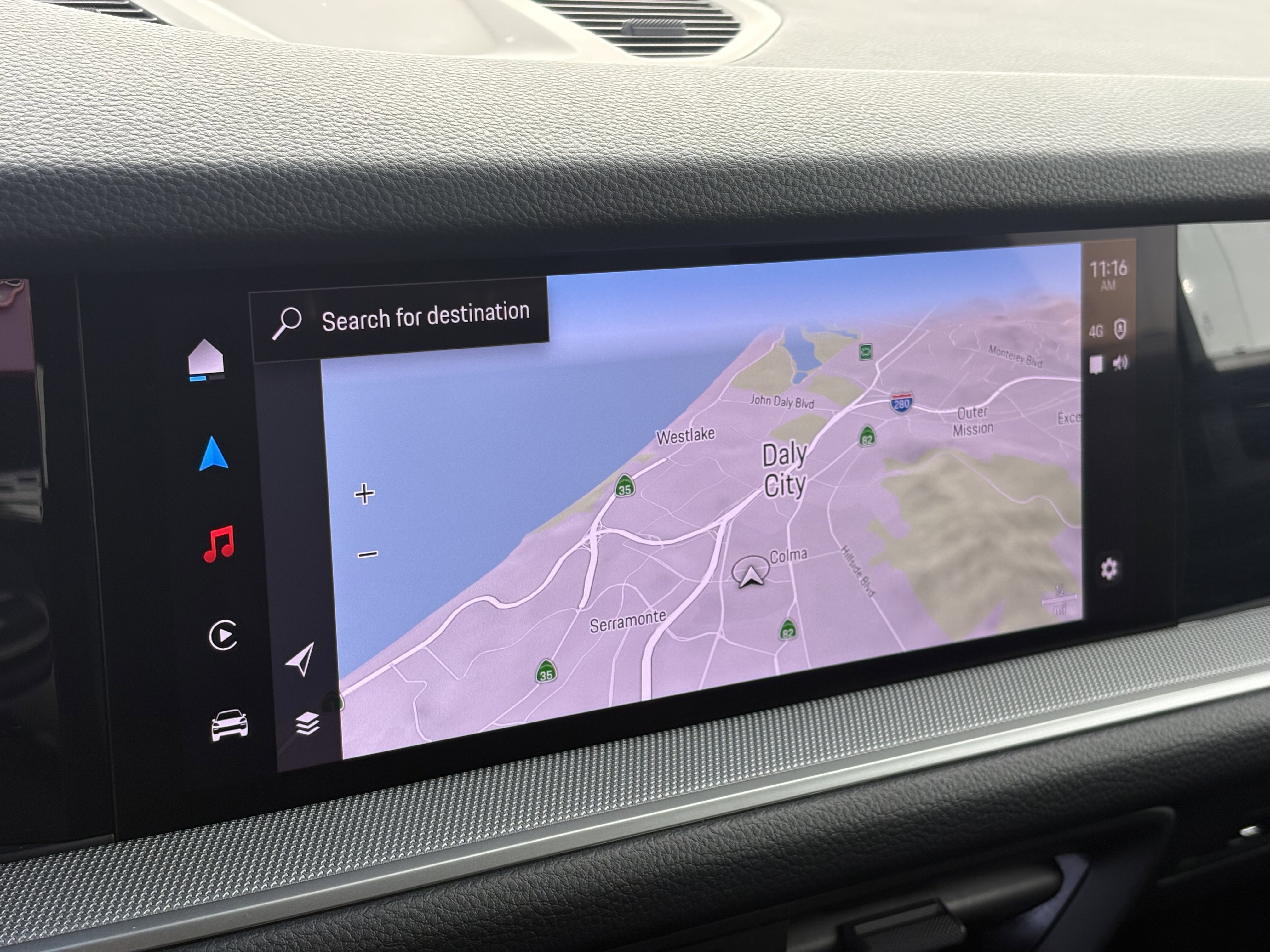 Used 2024 Porsche Cayenne image 24