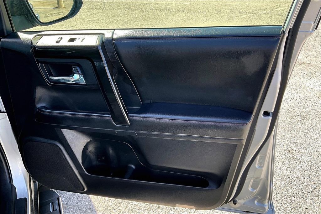 Used 2024 Toyota 4Runner TRD Off-Road Premium image 25