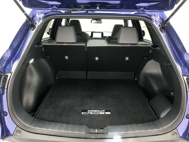 Used 2023 Toyota Corolla Cross AWD Hybrid image 23