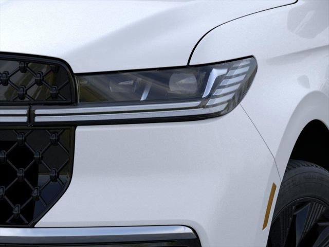 New 2026 Lincoln Navigator L Reserve AWD/4WD image 18