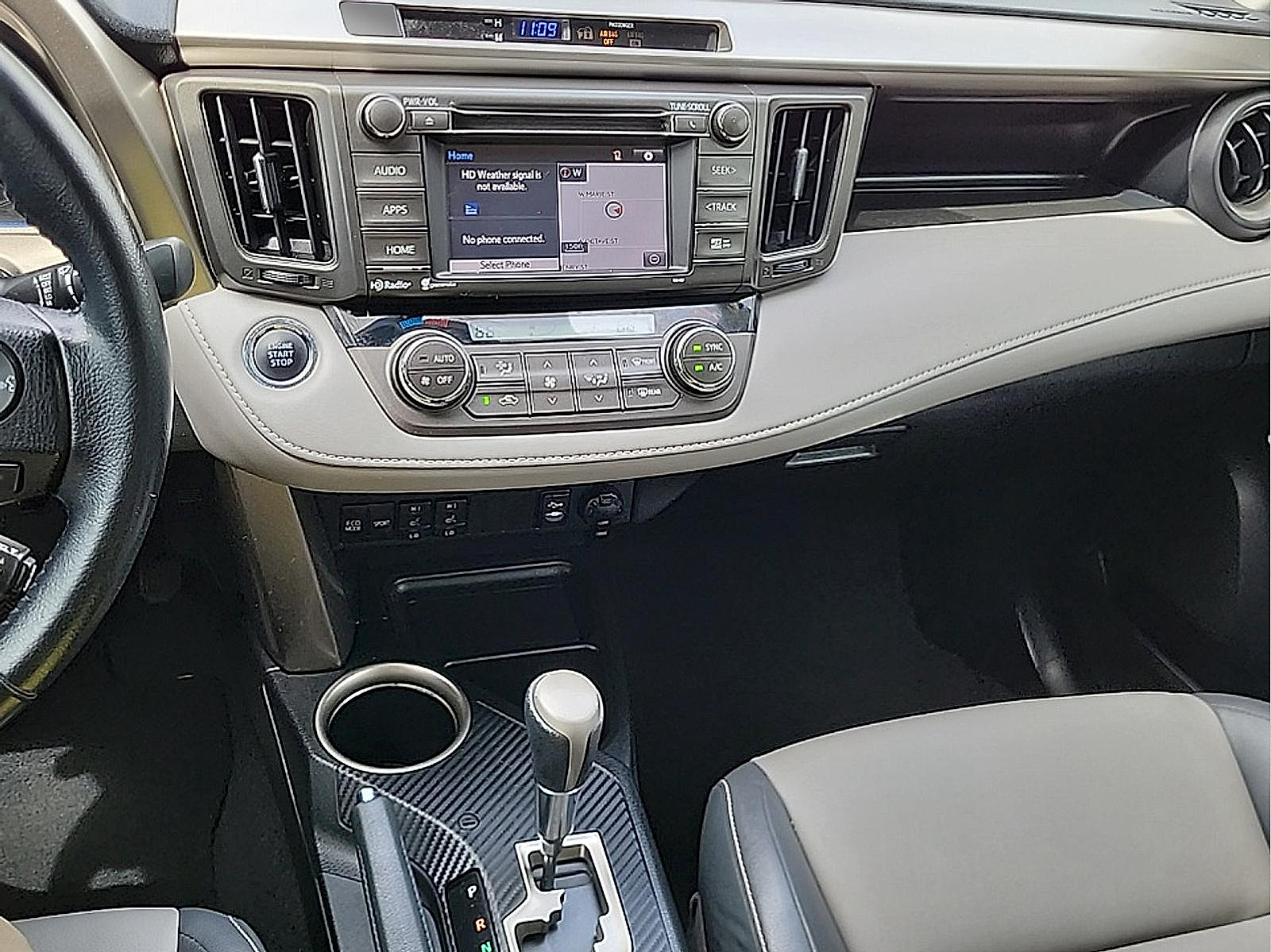 Used 2014 Toyota RAV4 Limited AWD/4WD image 23