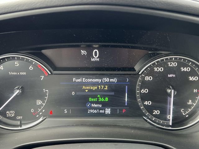 Certified 2023 Cadillac XT4 Luxury w/ Cold Weather Package image 18