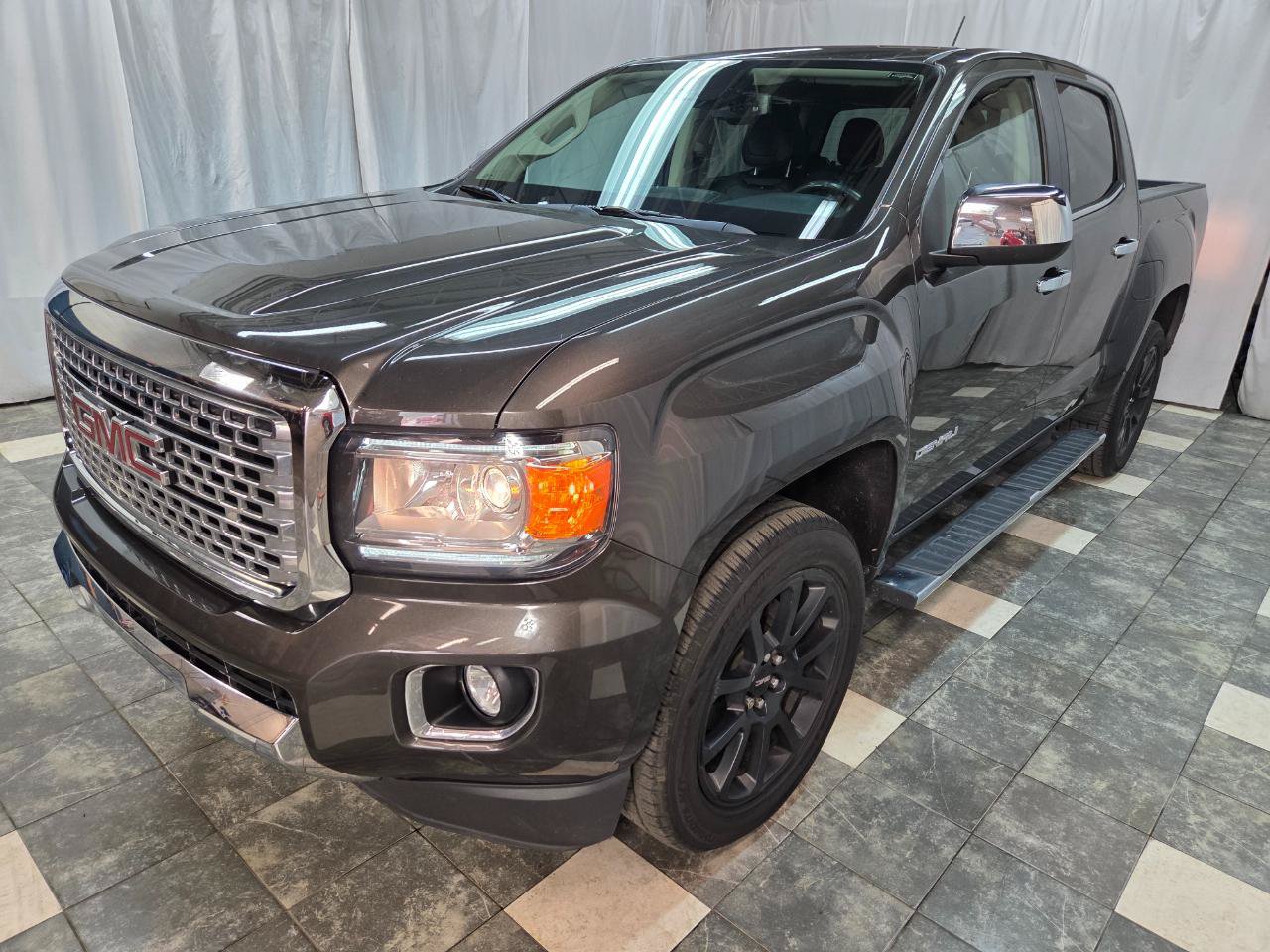 Used 2020 GMC Canyon Denali AWD/4WD image 2