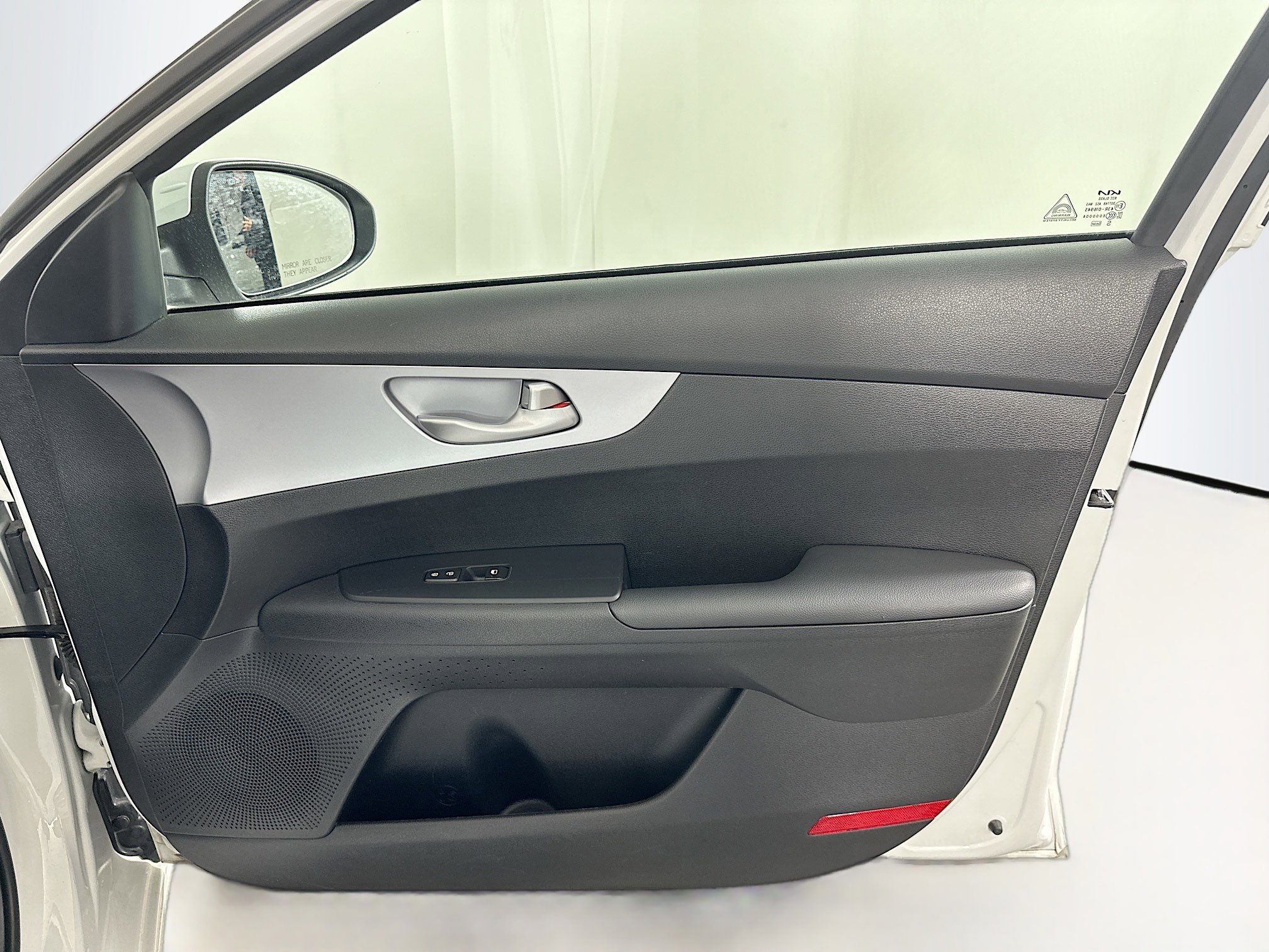 Used 2024 Kia Forte LXS image 29