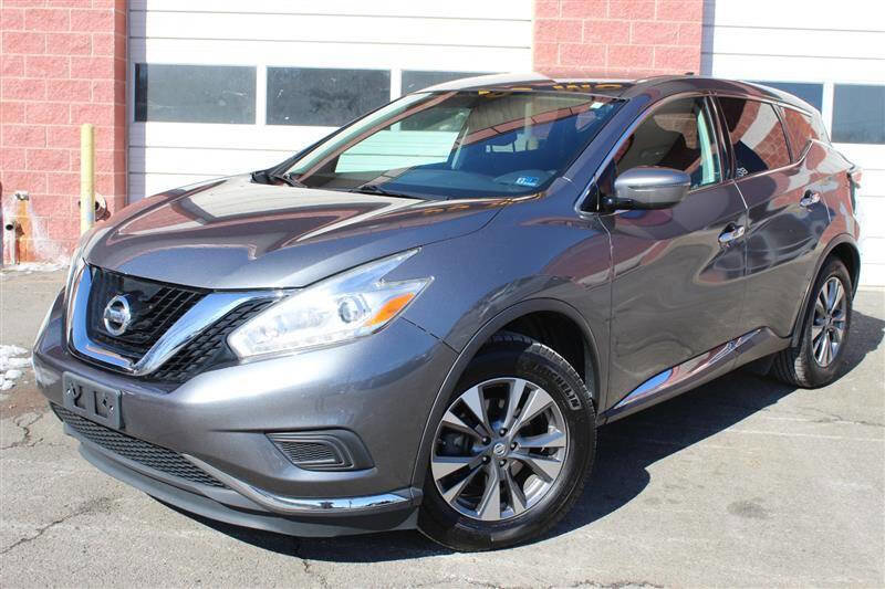 Used 2017 Nissan Murano S FWD image 2