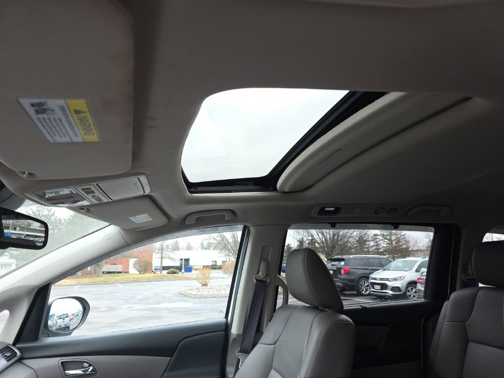 Used 2016 Honda Odyssey EX-L image 23