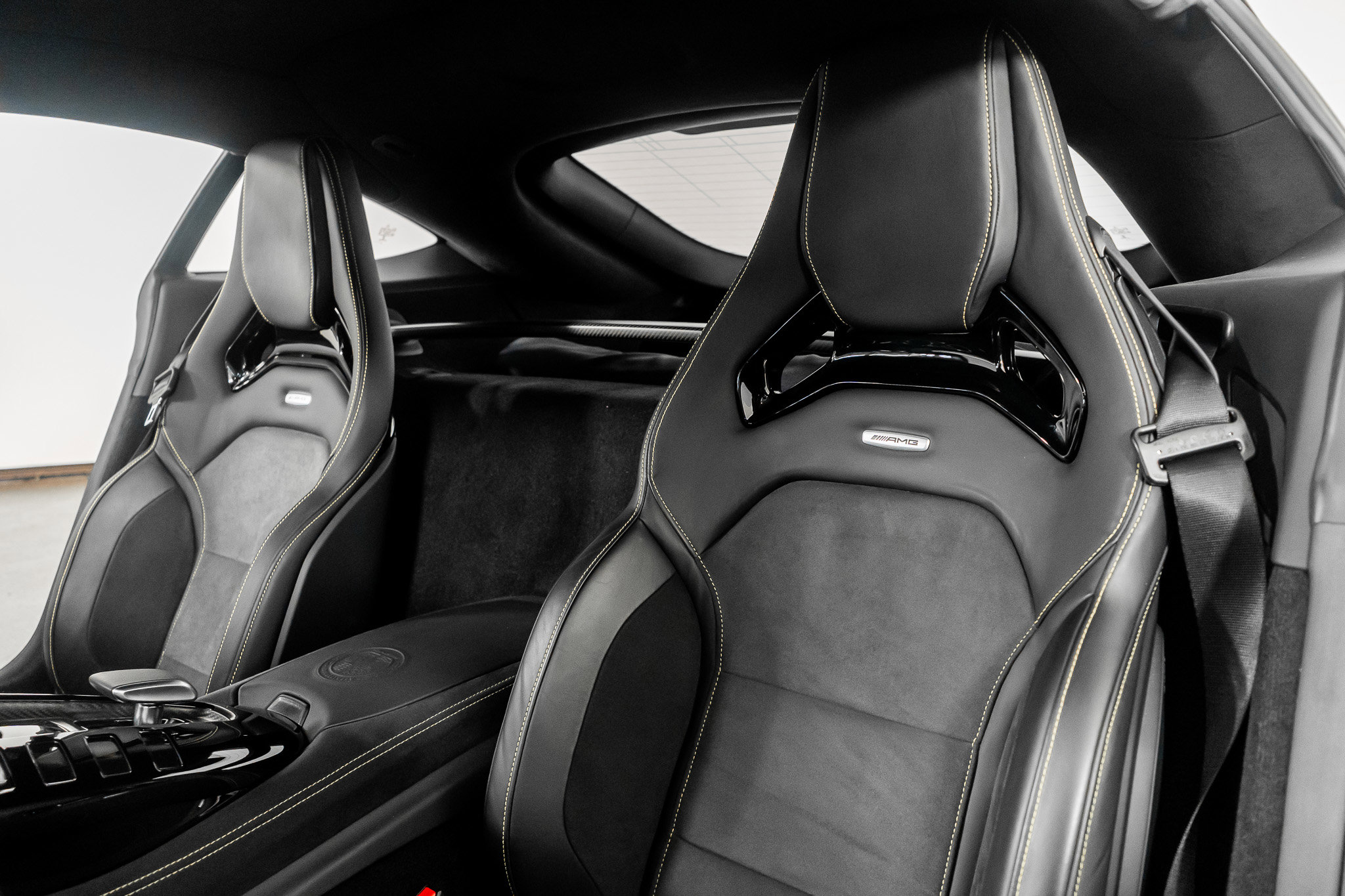 Used 2020 Mercedes-Benz AMG GT R image 3