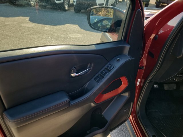 Certified 2023 Nissan Frontier PRO-4X w/ Pro-4X Premium Package image 23