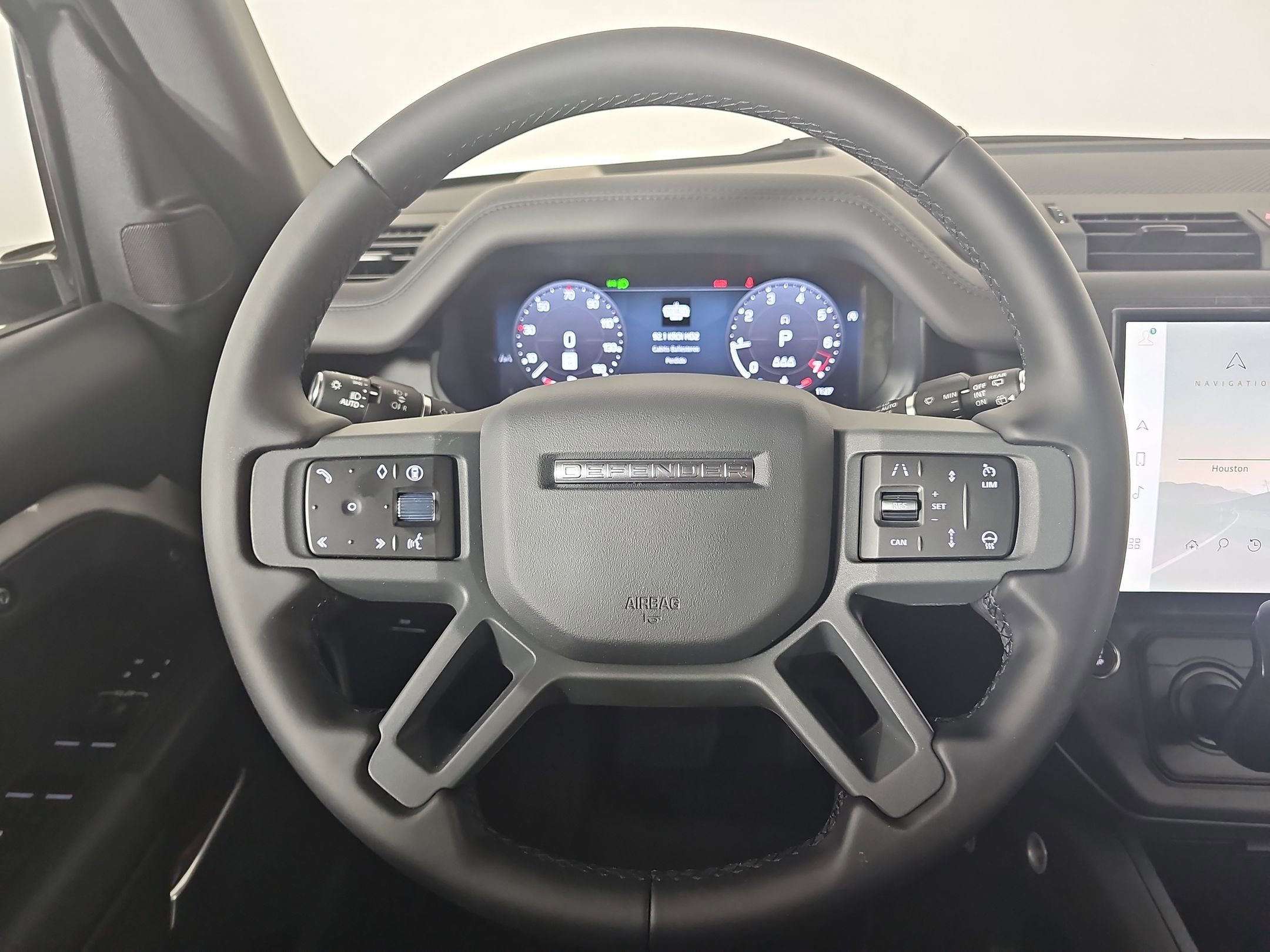New 2026 Land Rover Defender 110 X-Dynamic SE image 14