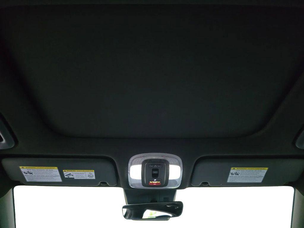 Used 2024 Hyundai Kona N Line image 17