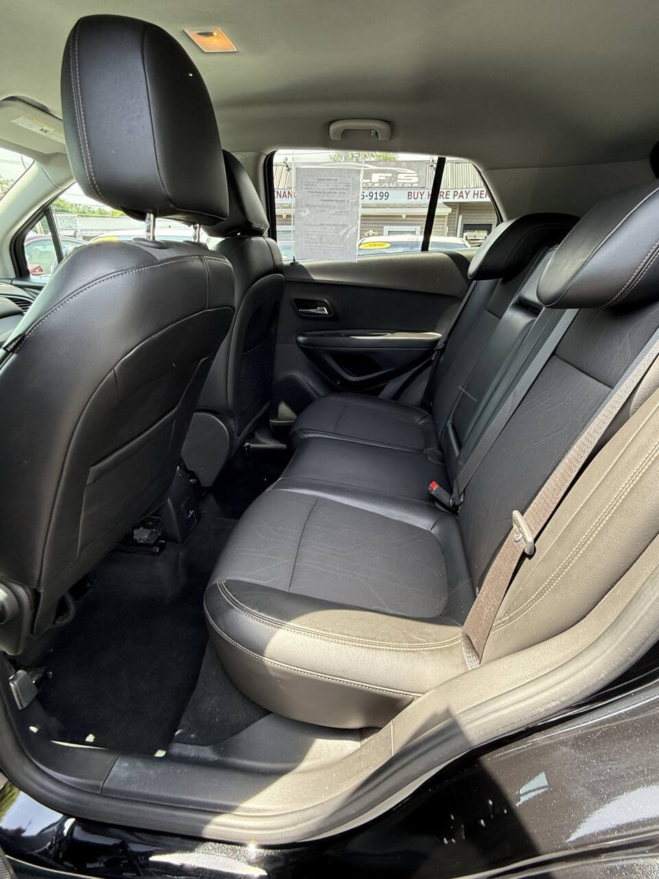 Used 2019 Chevrolet Trax LT w/ LT Convenience Package AWD/4WD image 14