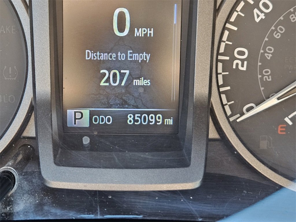 Used 2020 Toyota Tacoma TRD Off-Road image 25