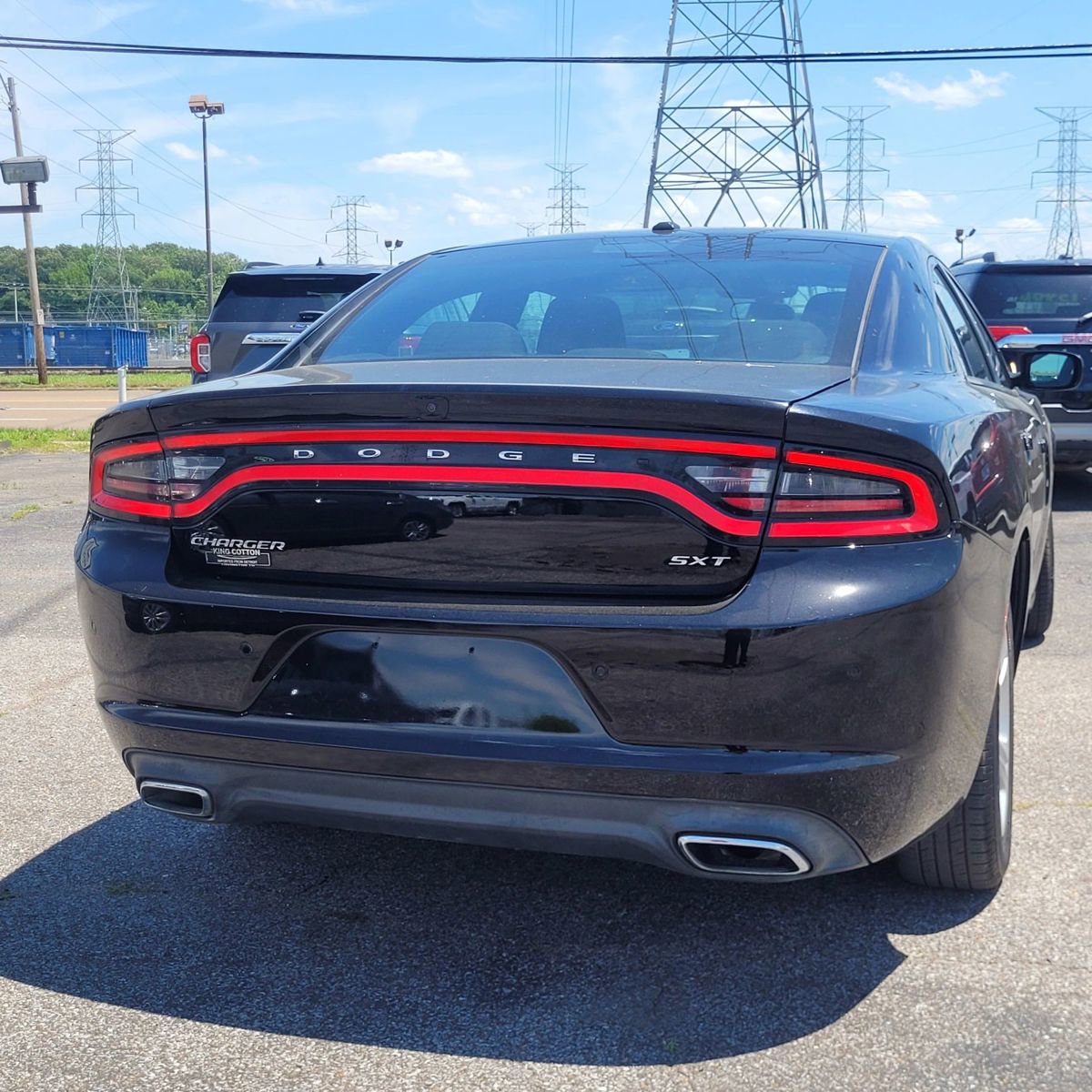 Used 2022 Dodge Charger SXT RWD image 4