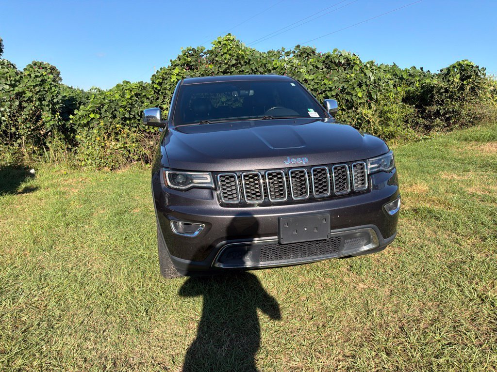 Certified 2020 Jeep Grand Cherokee Limited w/ Luxury Group II RWD image 4