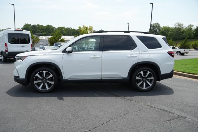 Used 2025 Honda Pilot Elite image 4
