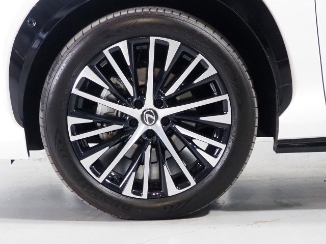 Used 2023 Lexus RZ 450e Luxury w/ Accessory Package (Z1) image 44