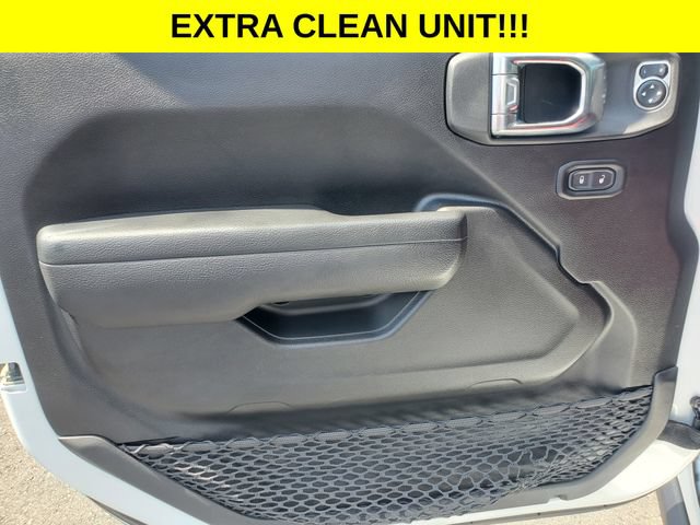 Used 2023 Jeep Gladiator Sport AWD/4WD image 7