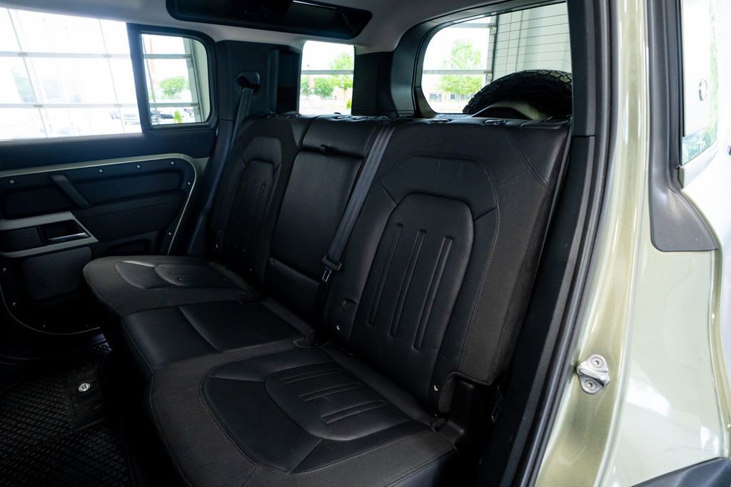 Used 2020 Land Rover Defender 110 SE AWD/4WD image 45