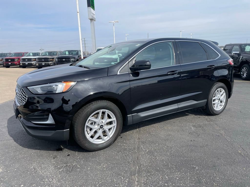 Used 2023 Ford Edge SEL AWD/4WD image 6