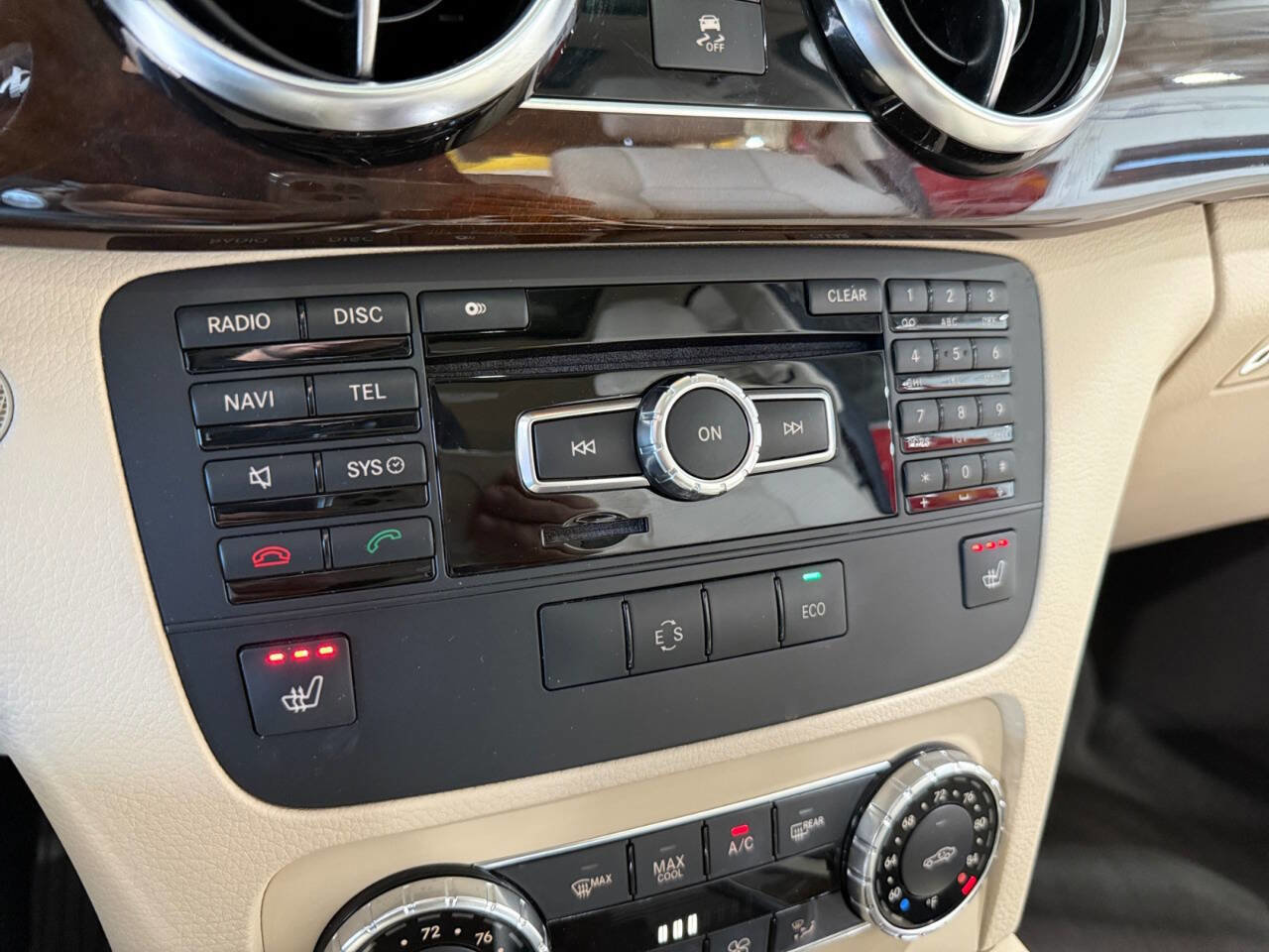 Used 2014 Mercedes-Benz GLK 350 4MATIC image 23