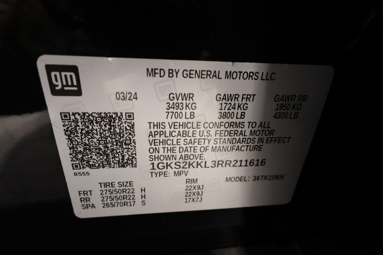 Used 2024 GMC Yukon XL Denali Ultimate AWD/4WD image 38