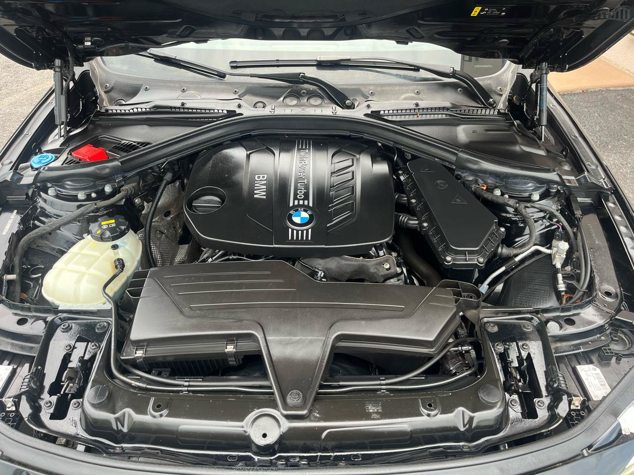 Used 2018 BMW 328d xDrive Sedan AWD/4WD image 12