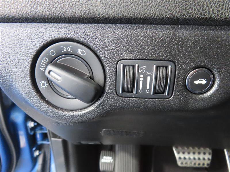 Used 2023 Dodge Charger R/T w/ Cold Weather Package RWD image 12