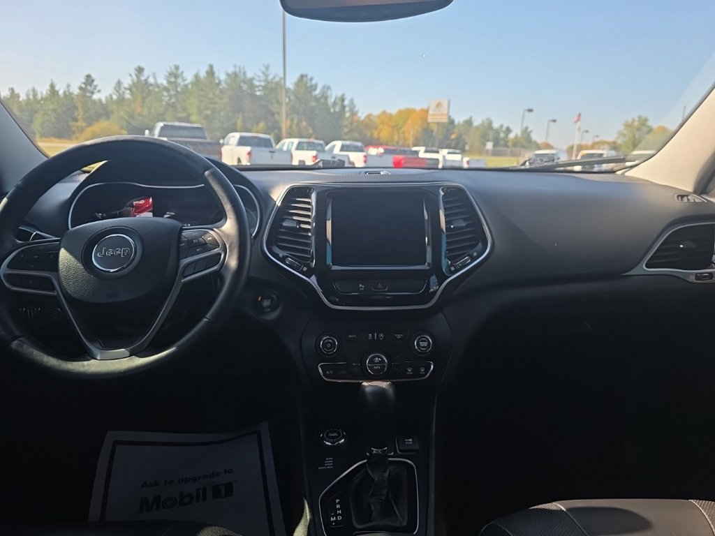 Used 2019 Jeep Cherokee Limited AWD/4WD image 32