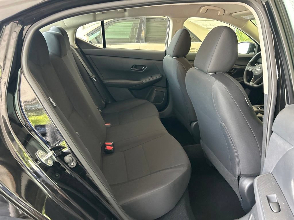 Certified 2025 Nissan Sentra S FWD image 41