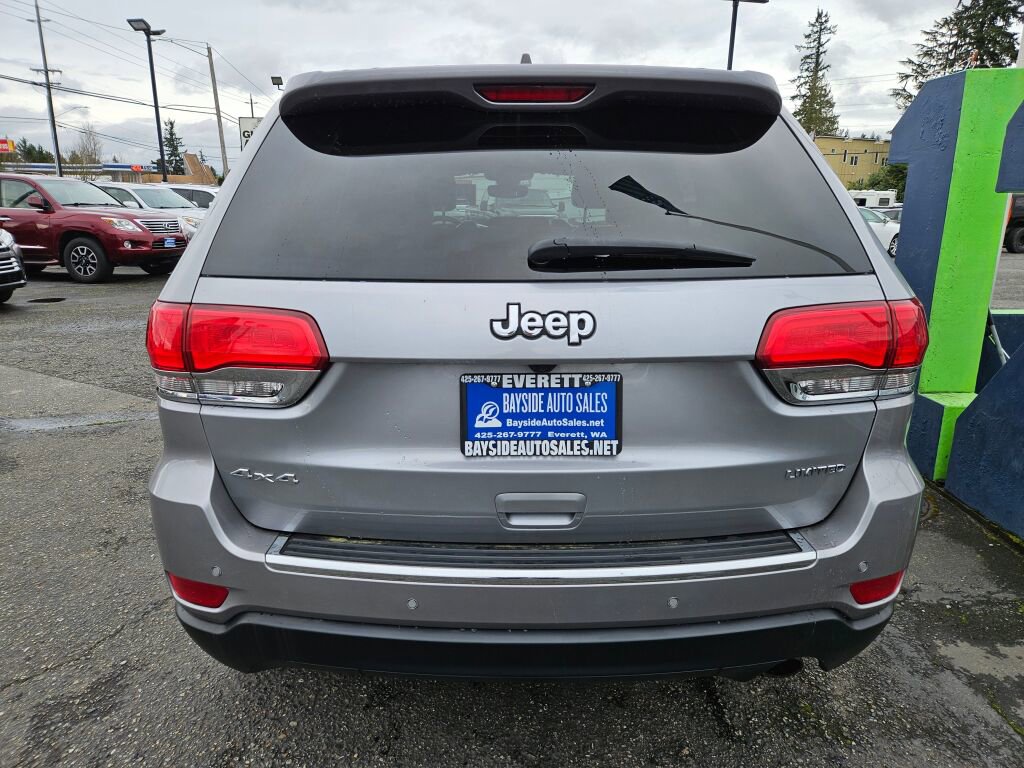 Used 2018 Jeep Grand Cherokee Limited AWD/4WD image 3