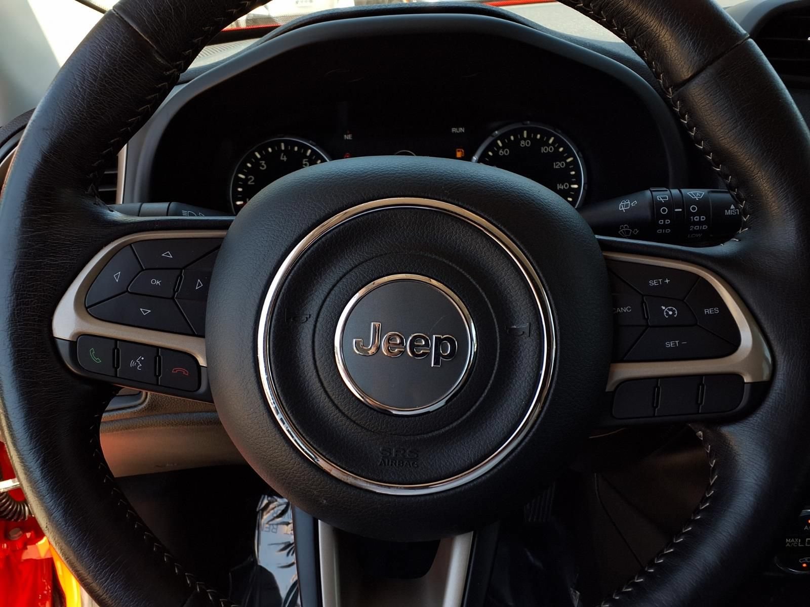 Used 2017 Jeep Renegade Limited FWD image 12