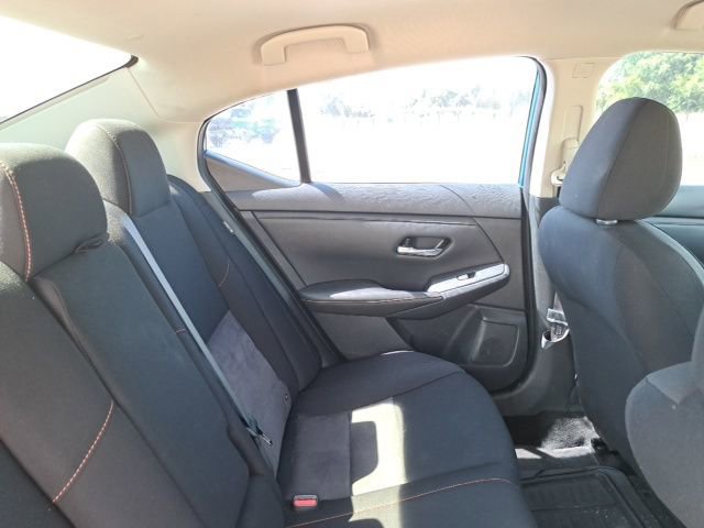 Used 2021 Nissan Sentra SR w/ Electronics Package FWD image 6