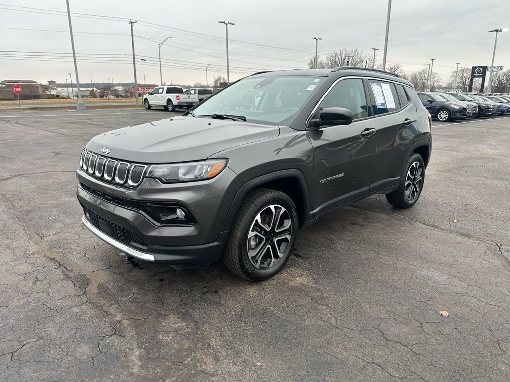 Used 2022 Jeep Compass Limited image 2