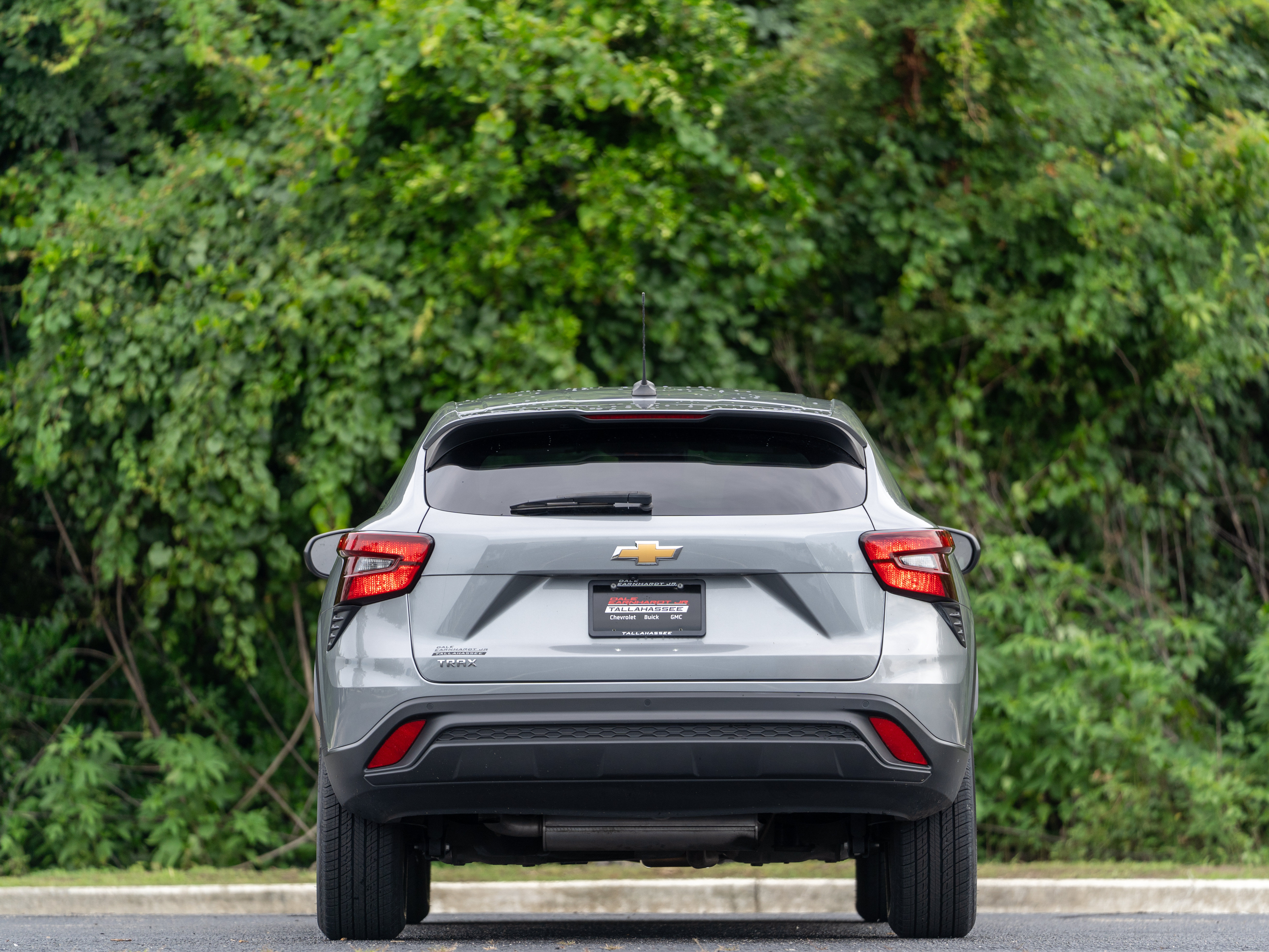 Used 2025 Chevrolet Trax LS w/ LS Convenience Package FWD image 42